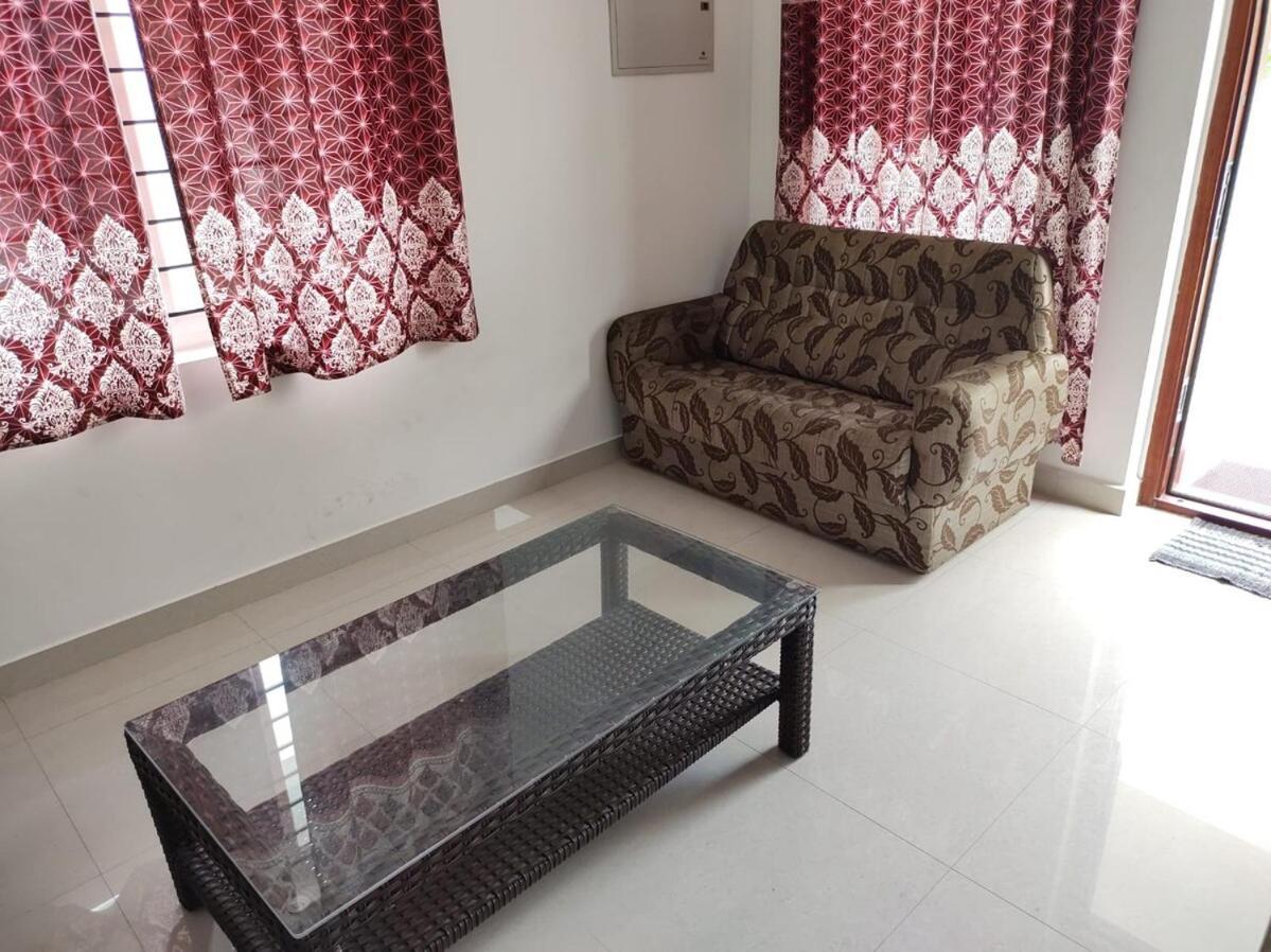 Fully Furnished 3Bhk 2 Floor Villa Angamali Buitenkant foto